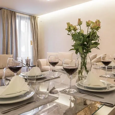 Scaleter - A Fine Luxury In Palazzo With Canal View * Venedik